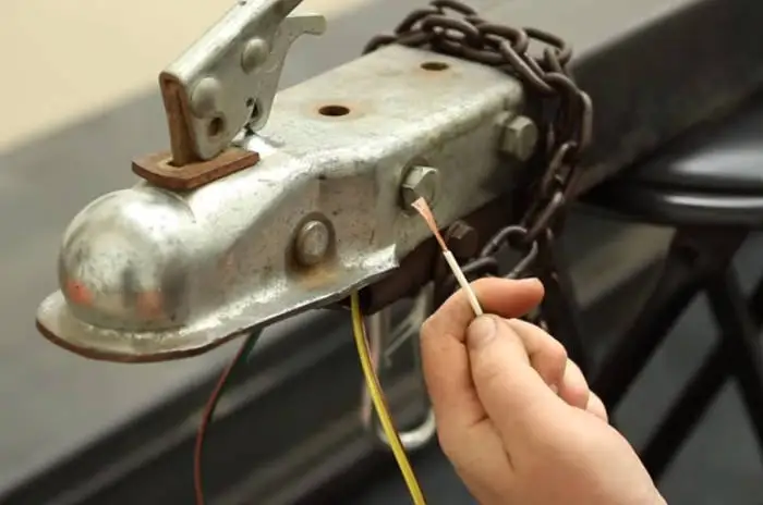 Attach White Ground Wire to Trailer Tongue Attach White Ground Wire to Trailer Tongue