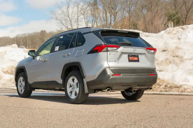 Crossover Hitch - Toyota RAV4 Crossover Hitch - Toyota RAV4