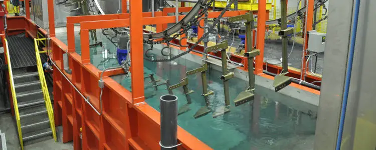 CURT Manufacturer Hitch Corrosion Resistant Finish CURT Manufacturer Hitch Corrosion Resistant Finish