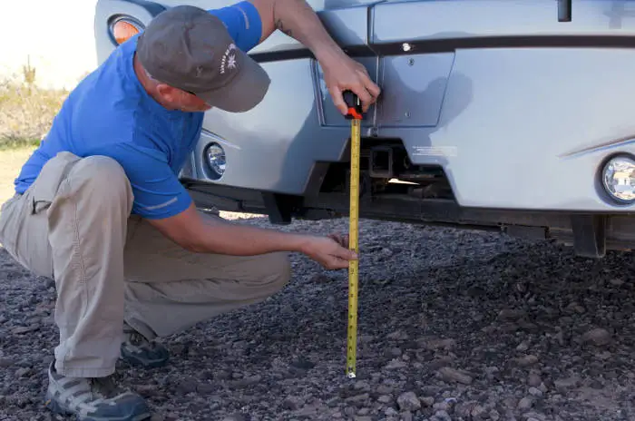 Measure RV Hitch and Base Plate Height Measure RV Hitch and Base Plate Height