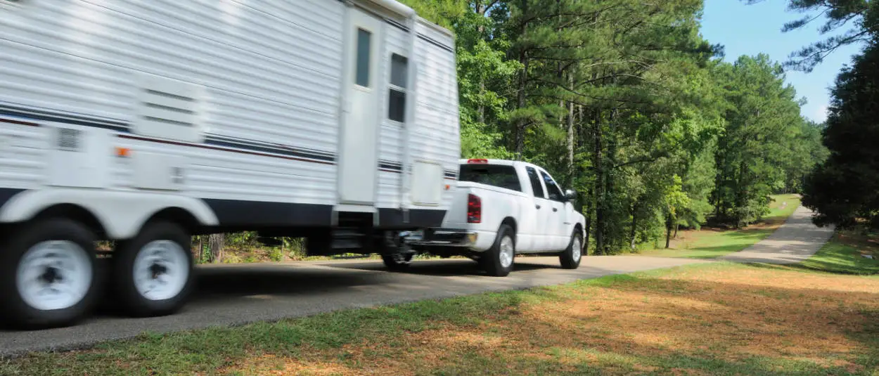 Weight Distribution RV Camper Towing Weight Distribution RV Camper Towing