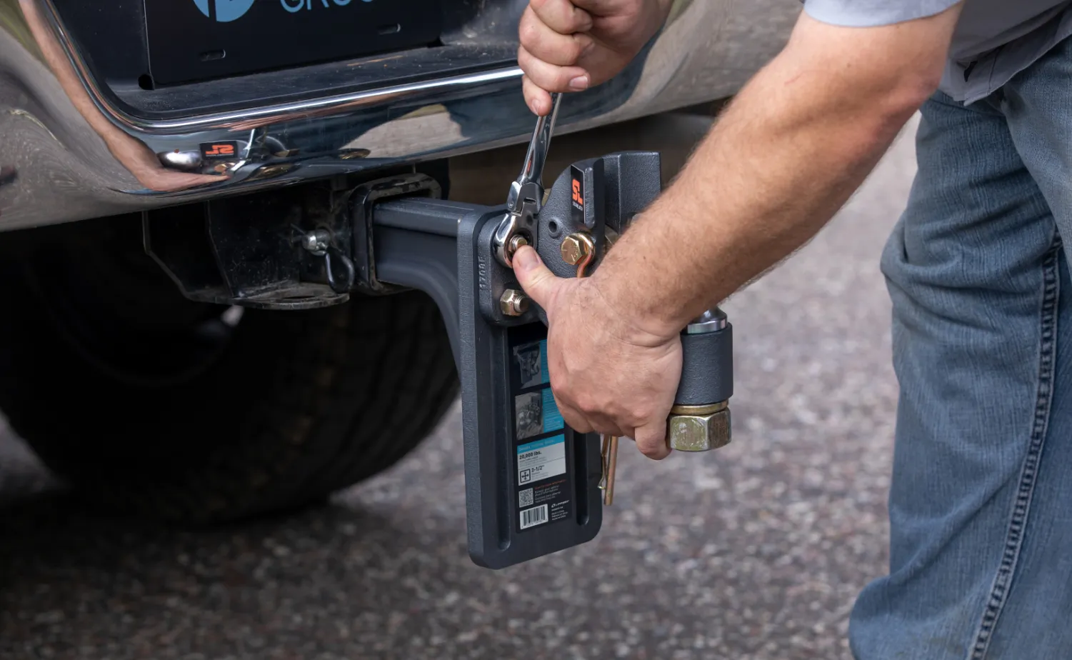 SecureLatch Adjustable Pintle Mount Slotted Channels SecureLatch Adjustable Pintle Mount Slotted Channels